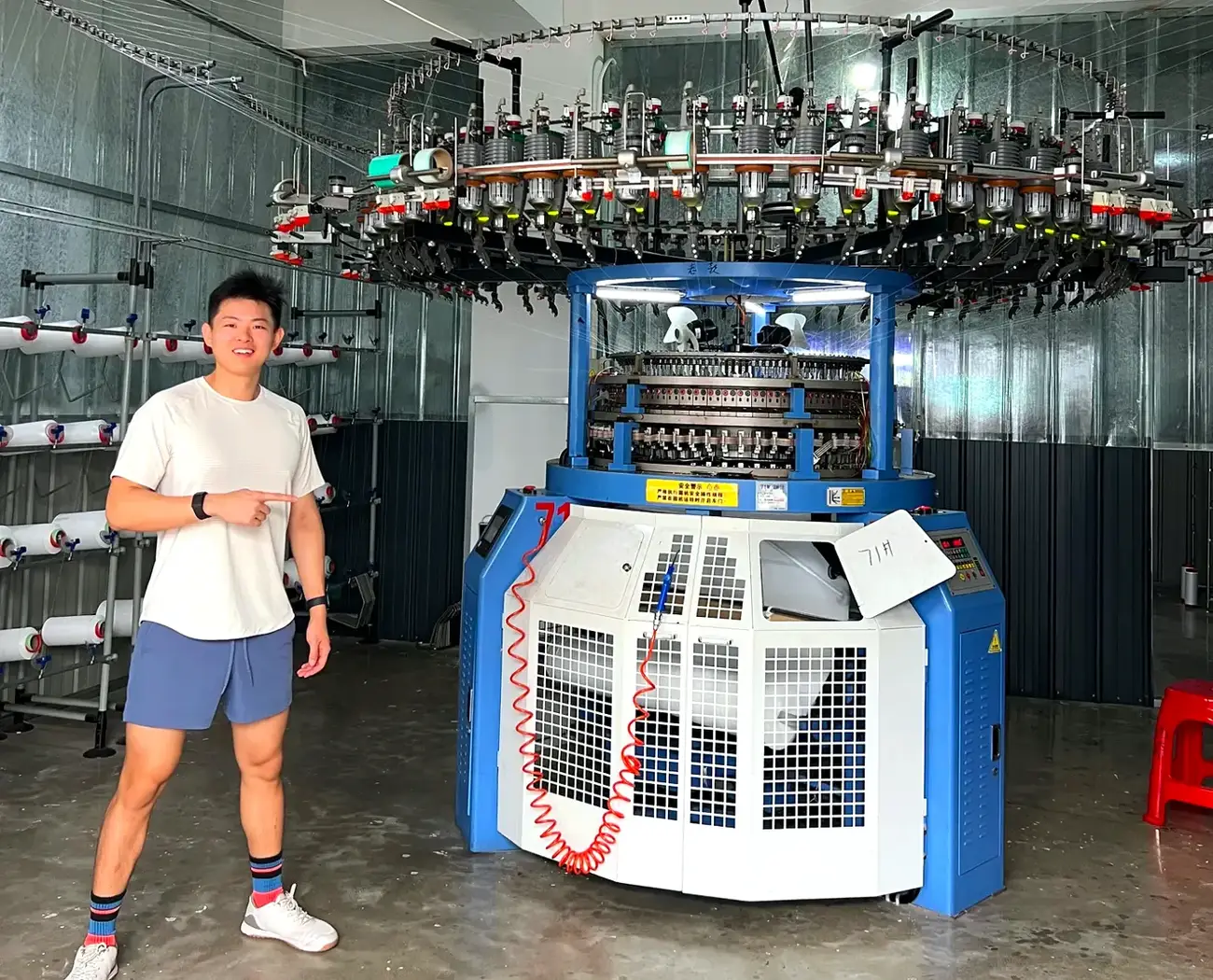 Circular knitting machine at New Dong Huang in Dongyang